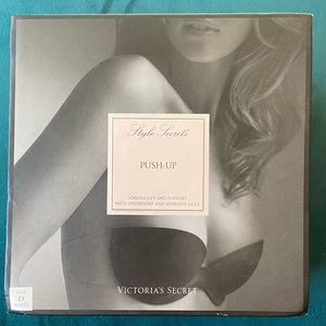 Victoria’s Secret sticky push up bra